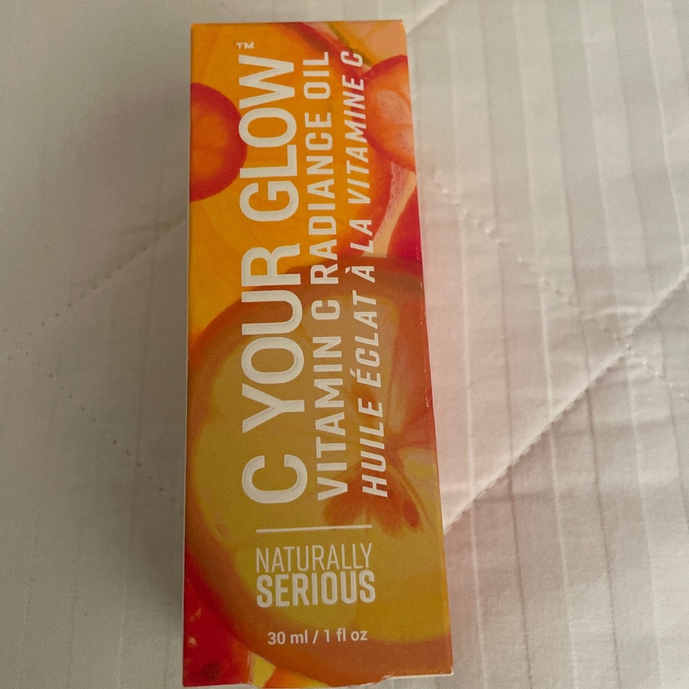 June Jacobs Labs NATURALLY SERIOUS C Your Glow Vitamin C Radiance Oli